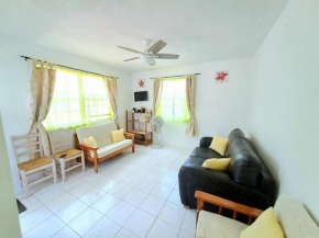 Tasteful Apartment in Rockley!